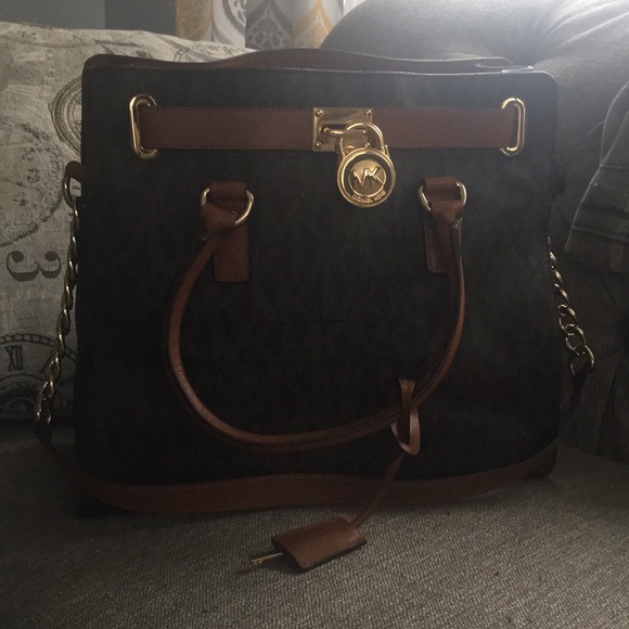 Michael Kors Handbags - Michael Kors